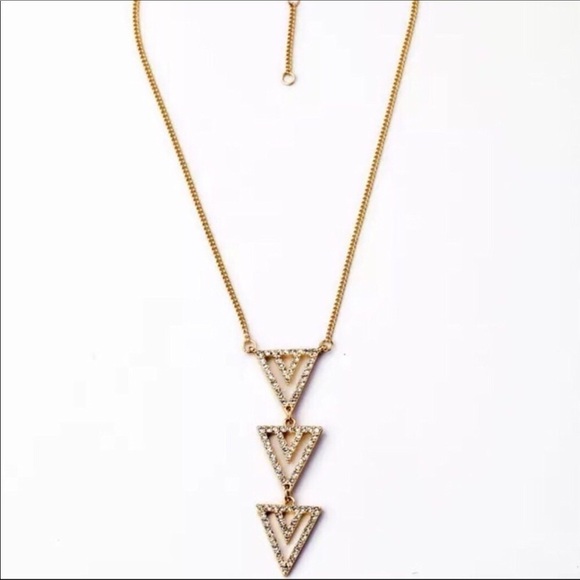 GOLD CRYSTAL DAINTY NECKLACE SET - Picture 2 of 3